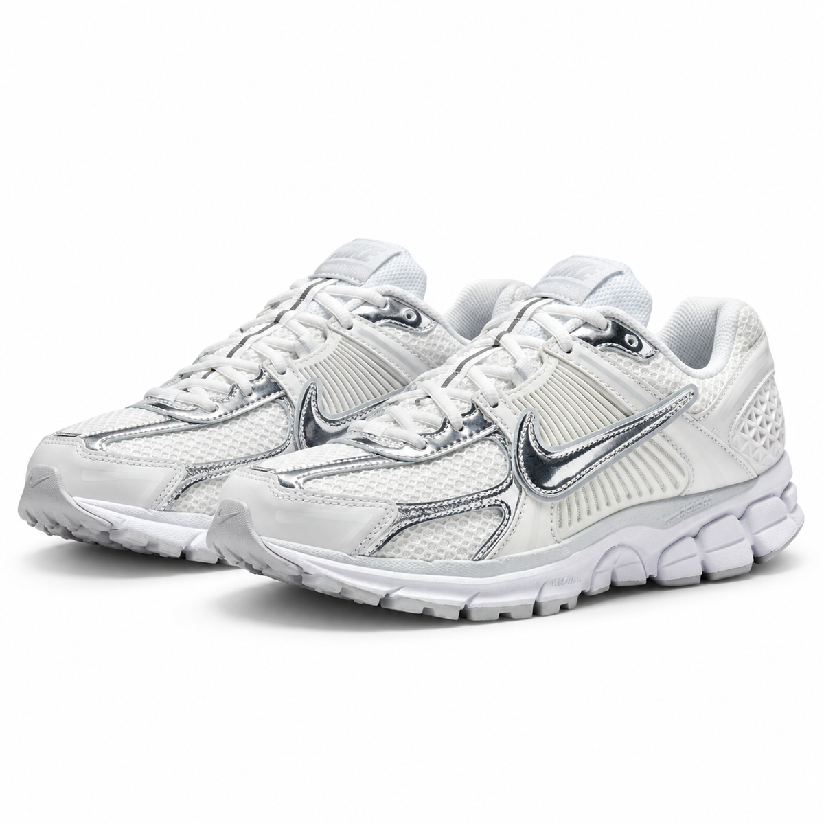 Nike Zoom Vomero 5  – White Metallic Silver
