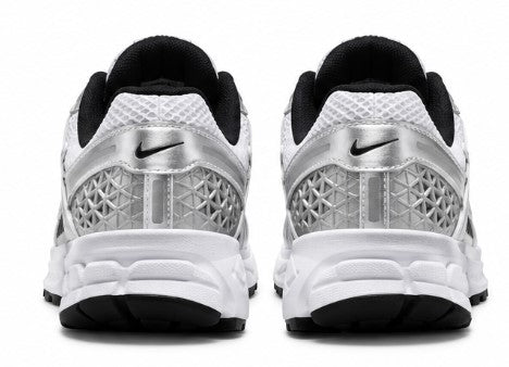Nike Vomero 5 GS – White / Black / Metallic Silver